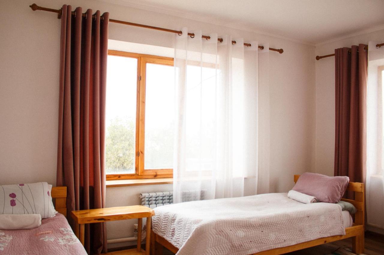 Guest House Altyn Oimok Bokonbayevo Eksteriør billede